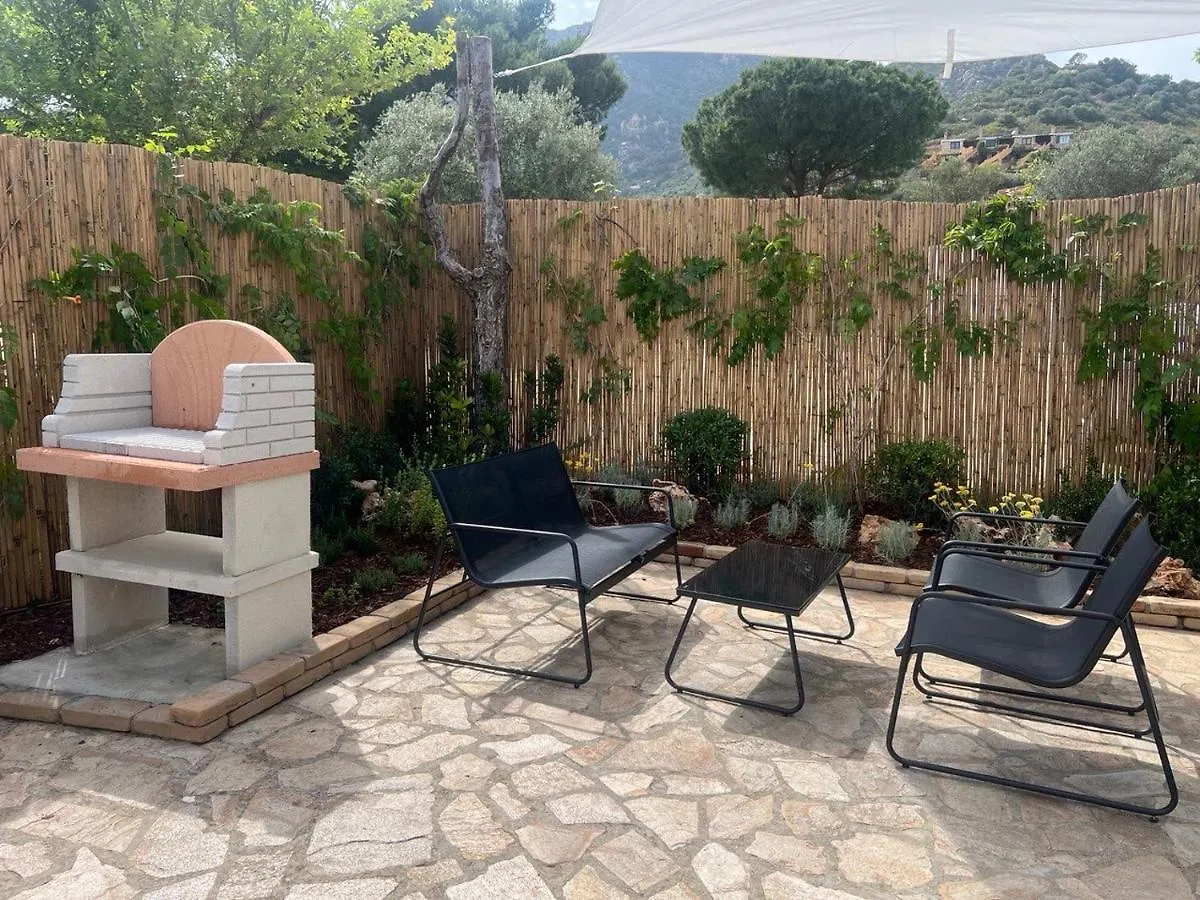 Splendida Casa Vacanze Villasimius, 300Mt Dal Mare Oasi dei Due Mari Italy